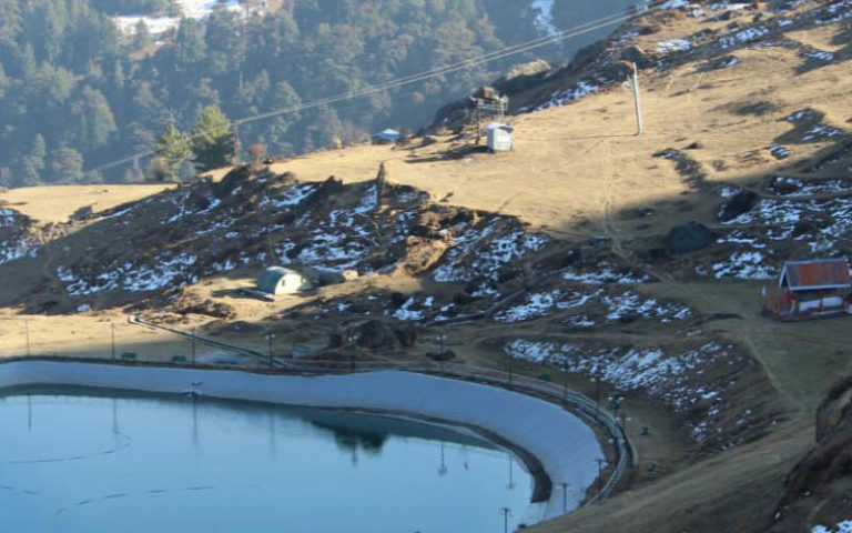 पर्यटन