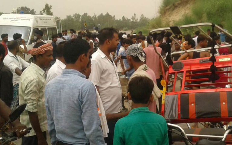 ट्रक