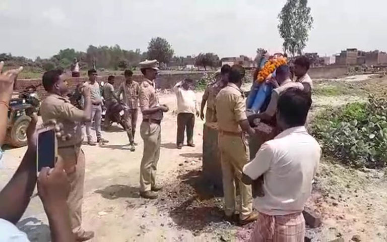 अंबेडकर प्रतिमा