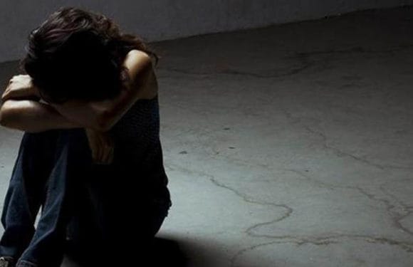नाबालिक से हुआ बलात्कार,पुलिस ने दर्ज किया छेड़छाड़ का मुकदमा