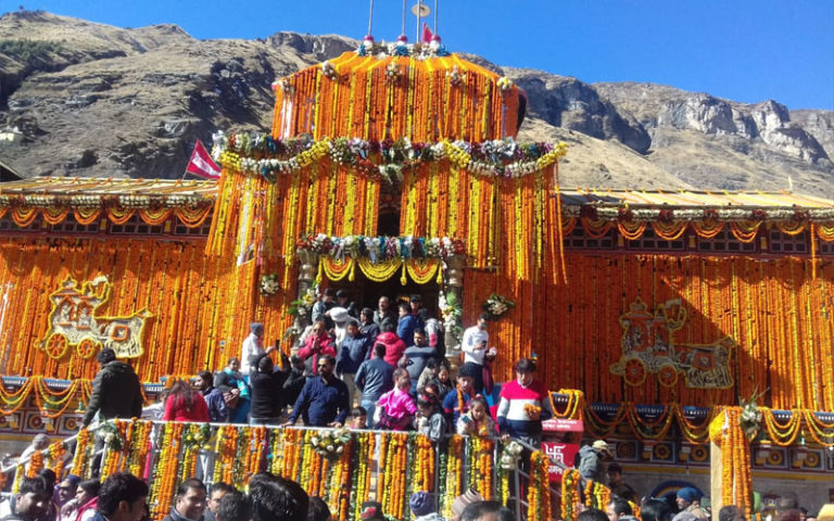 badrinath dham kapat band