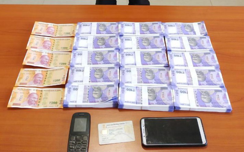 fake currency