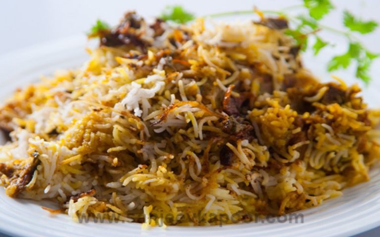 Kachche-Gosht-ki-Biryani-Sanjeev-Kapoor-Kitchen-FoodFood