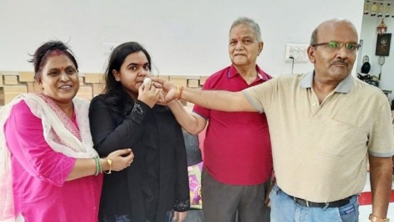 राजपथ में होने वाली परेड में विशिष्ट अतिथि के रूप में आमंत्रित की गयी दिव्यांगी त्रिपाठी