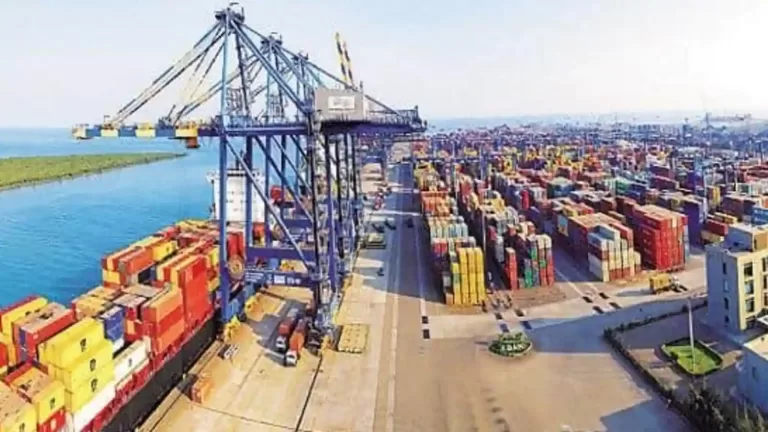 adaniport-kCW--621x414@LiveMint_1598868299770