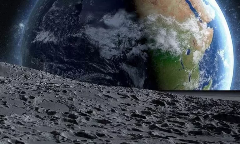 1121538-moon