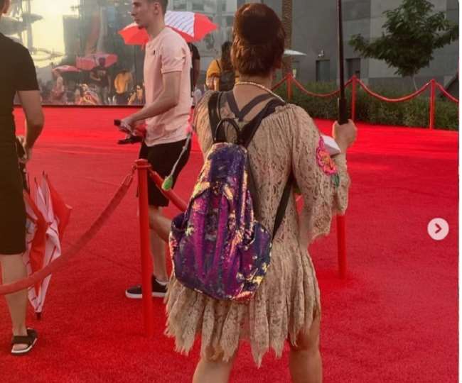 24_11_2021-rakhi_sawant1_22235270
