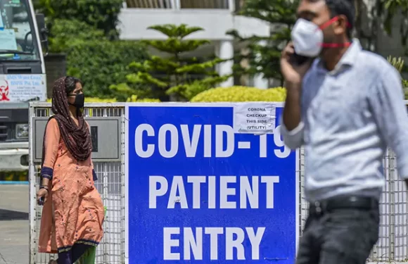 ‘जोखिम वाले’ देशों से नोएडा आए आठ यात्री COVID-19 पॉजिटिव पाए गए