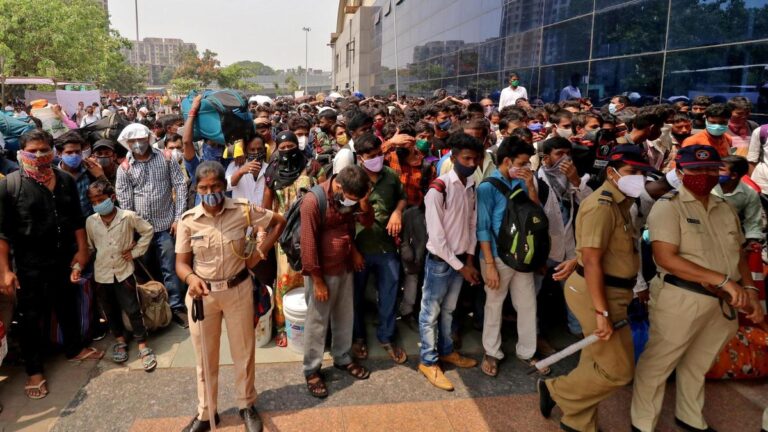 Migrants-Workers-Mumbai-Station-Reuters