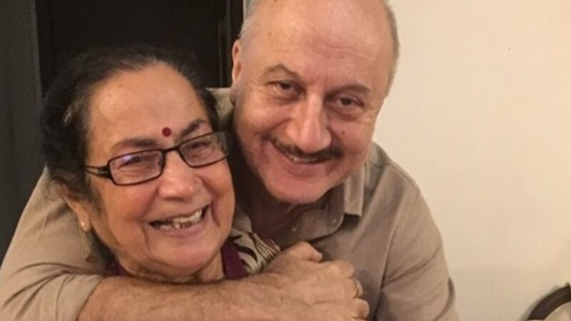 anupam-1595234874